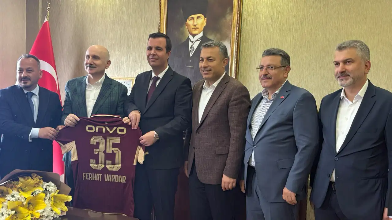gorev-yeri-degisen-ferhat-vardara-trabzonspor-formasiyla-veda