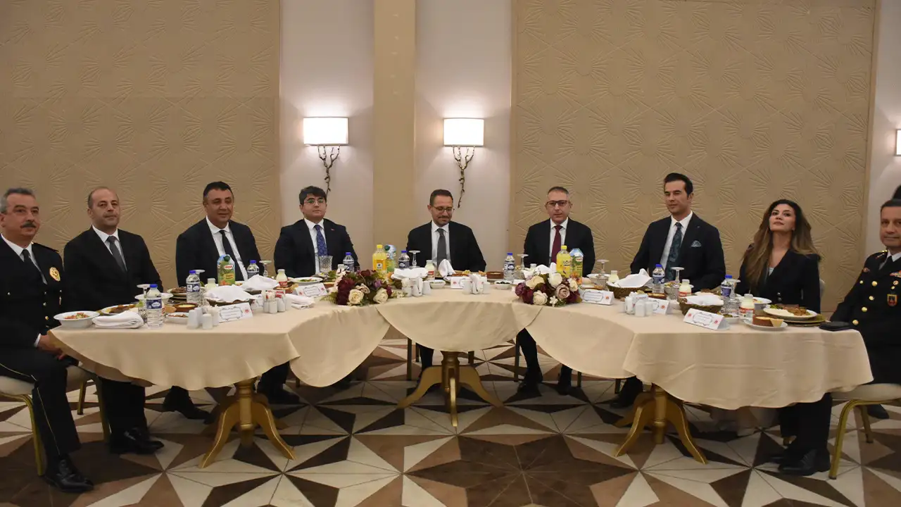 gumushanede-konusan-bakan-yardimcisi-ayyildizdan-adalet-mesaji