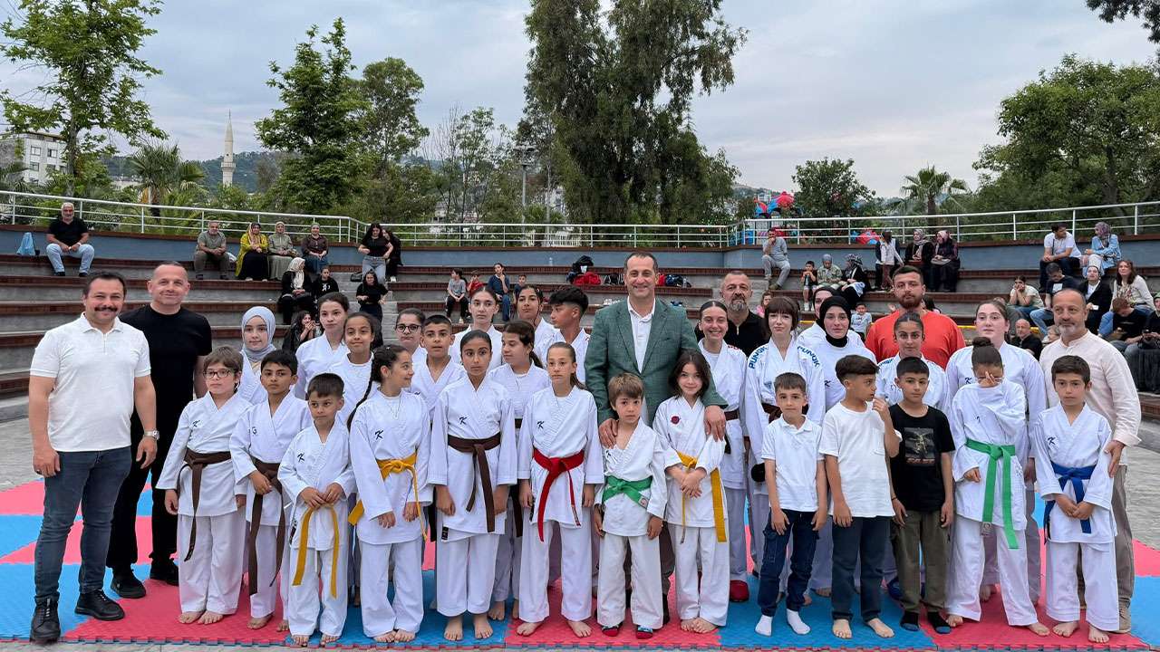 akcaabat-belediyesi-sporun-her-bransina-destek-vermeyi-surduruyor