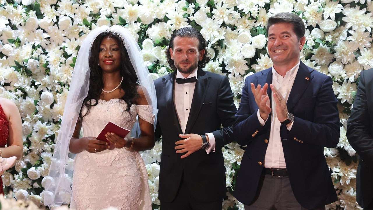 tanzanyali-winnie-ile-trabzonlu-omer-dunyaevine-girdi