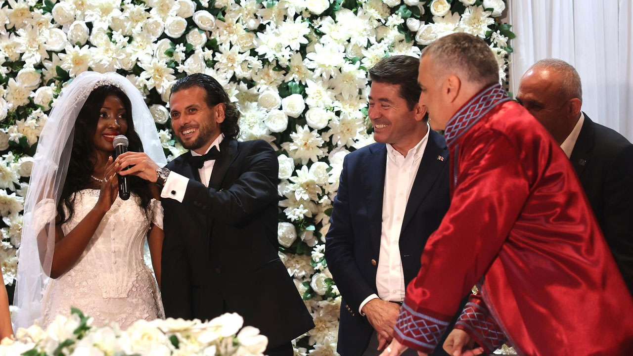tanzanyali-winnie-ile-trabzonlu-omer-dunyaevine-girdi