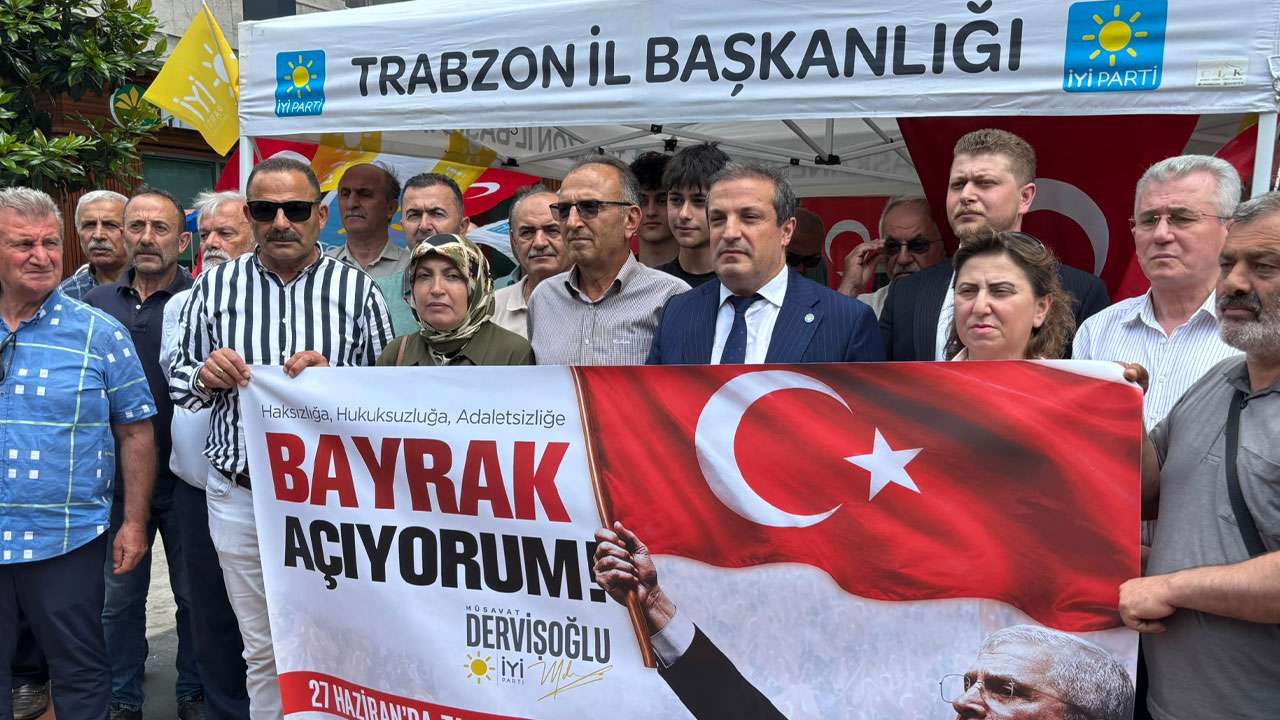 iyi-parti-trabzondan-tandogan-mitingine-cagri-bayrak-aciyoruz