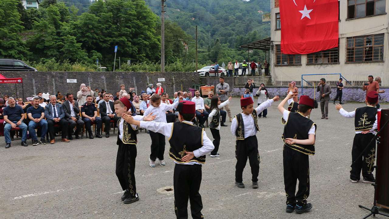 ofta-ogrenciler-yil-sonu-senliginde-bulustu