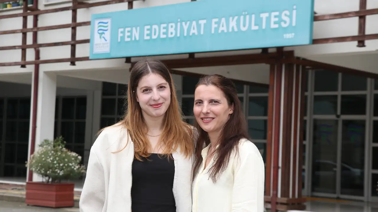 rizede-48-yasinda-ucuncu-universitesini-birincilikle-bitirdi
