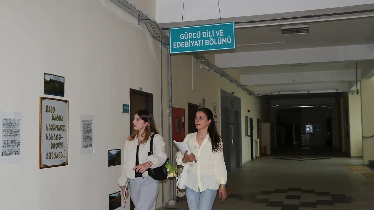 rizede-48-yasinda-ucuncu-universitesini-birincilikle-bitirdi