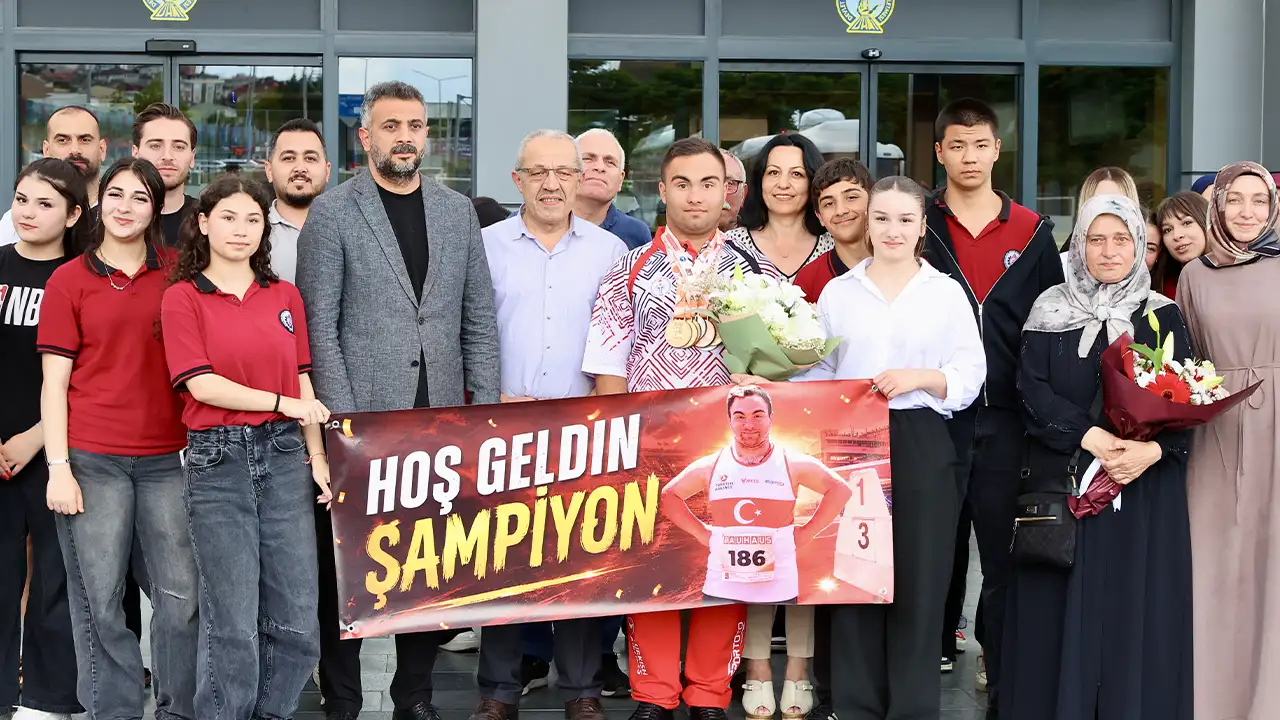trabzonlu-abdullah-inan-dunya-sampiyonasindan-7-madalyayla-dondu