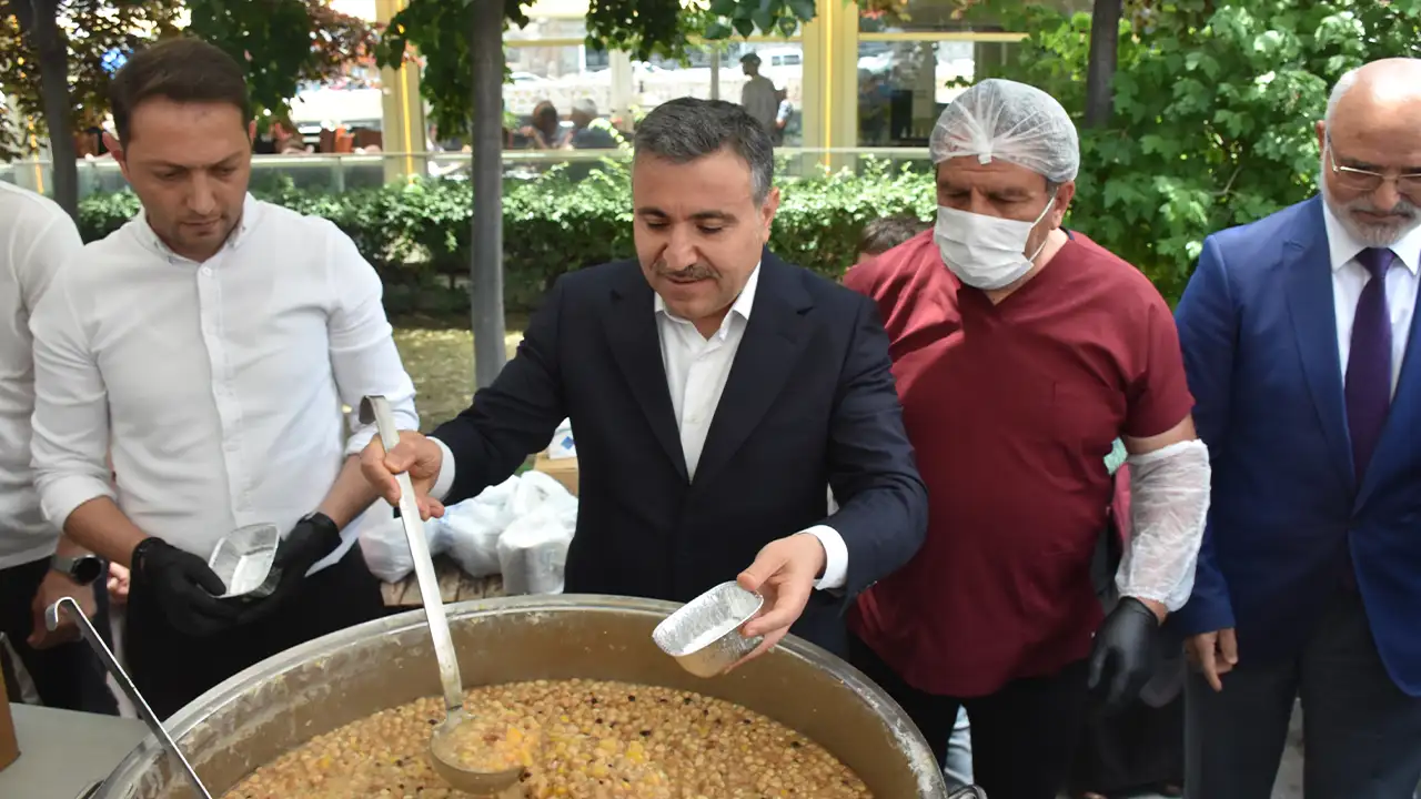 gumushanede-asure-ikram-edildi