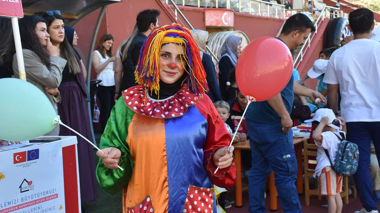 gumushanede-22-bransta-yaz-spor-okullari-icin-kayitlar-alindi