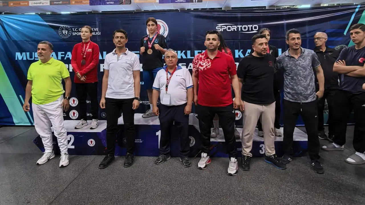 turkiye-sampiyonu-trabzonlu-berra-nur-terzi-gozunu-avrupaya-dikti