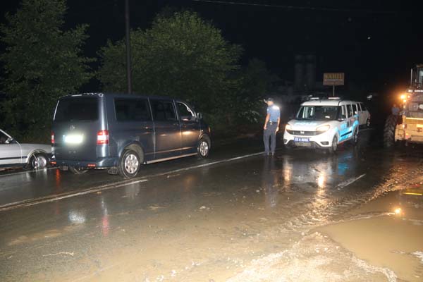 Rize'de şiddetli yağış - 1 kişi kayboldu