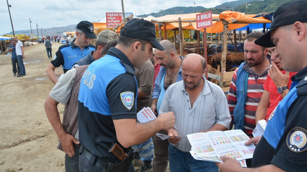 Trabzon'da kurban satıcılarına önemli uyarı