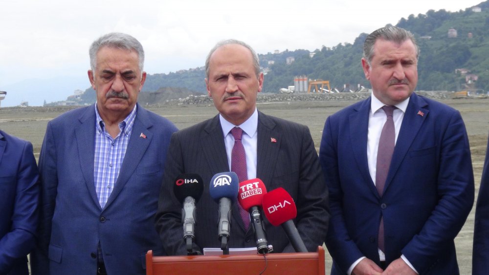 Bakan Turhan: Rize- Artvin Havalimanı gelecek yıl açılıyor