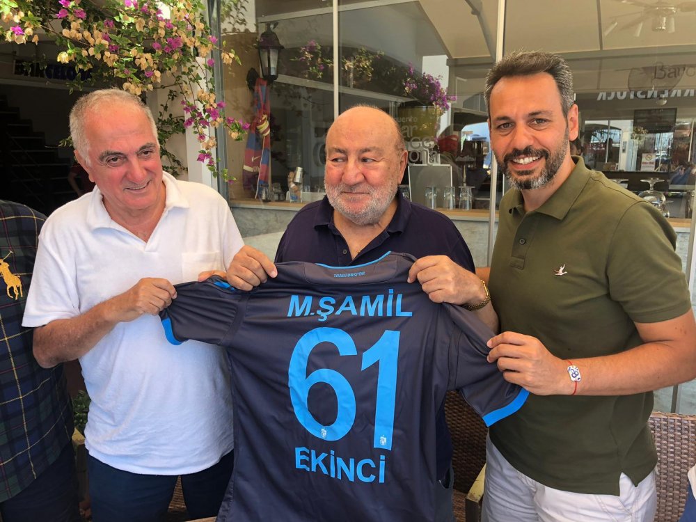 Trabzonspor'un efsane başkanı şamil Ekinci'ye forma sürprizi