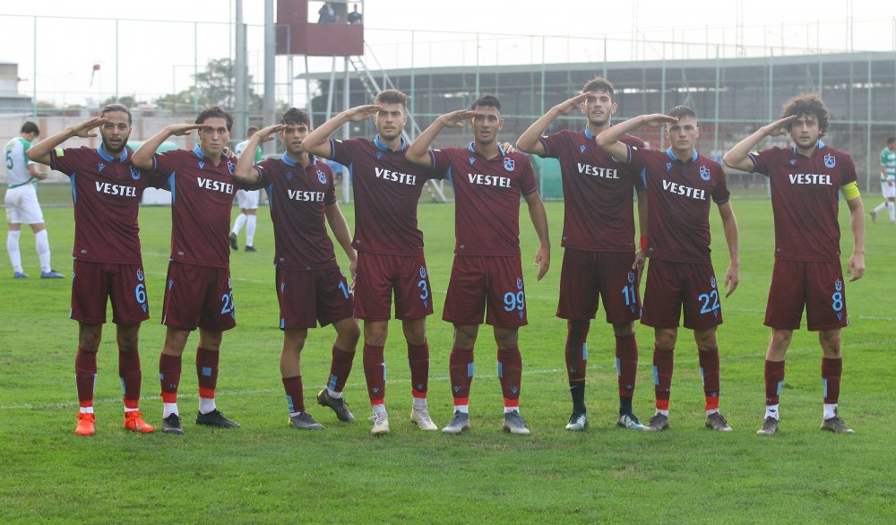 Trabzonspor U19 Bursaspor U19'u rahat geçti