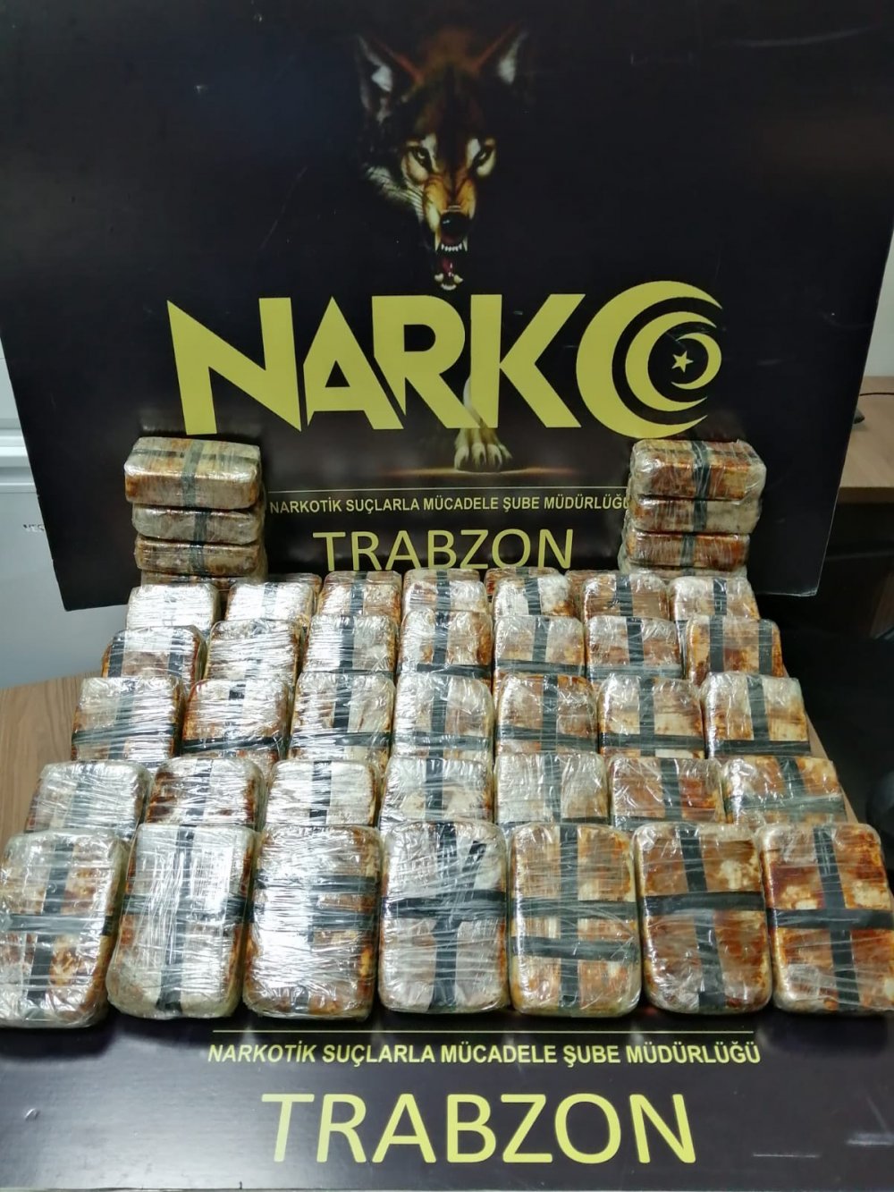 Trabzon’da uyuşturucu tacirlerine dev darbe