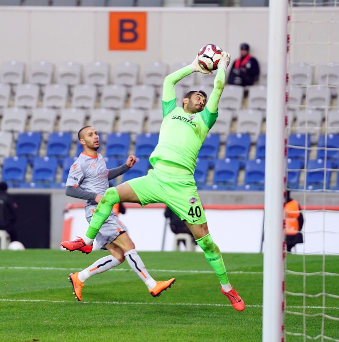 Hekimoğlu Trabzon’da şok – Maça devam edemedi