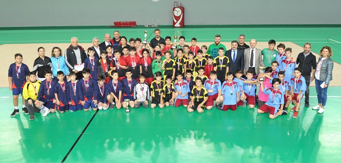 Trabzon'da hentbolda şampiyonlar belli oldu