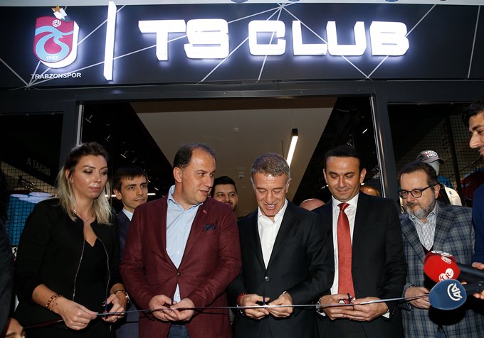 Trabzonspor yeni mağazasını açtı