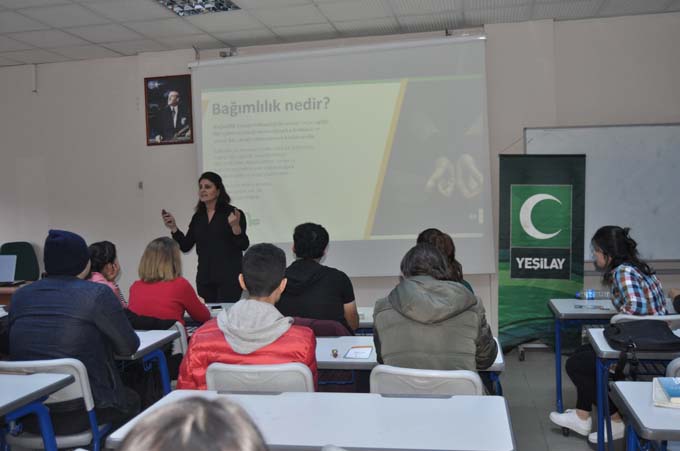 Trabzon Üniversitesinde Bağımlılıkla Mücadele Konferansı