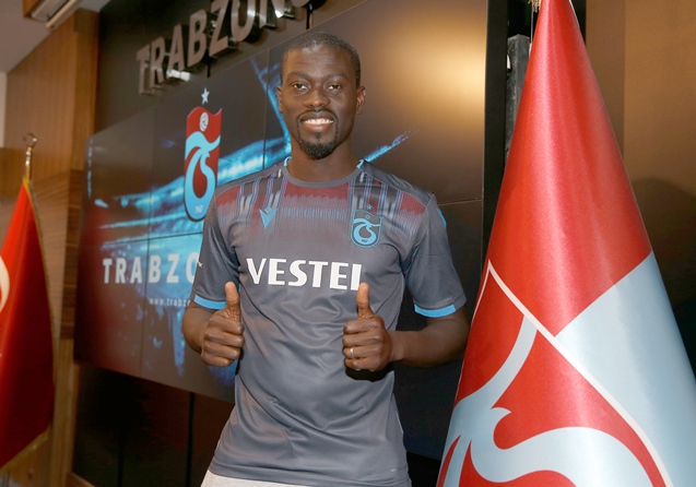 Ndiaye Trabzonspor'a imzayı attı