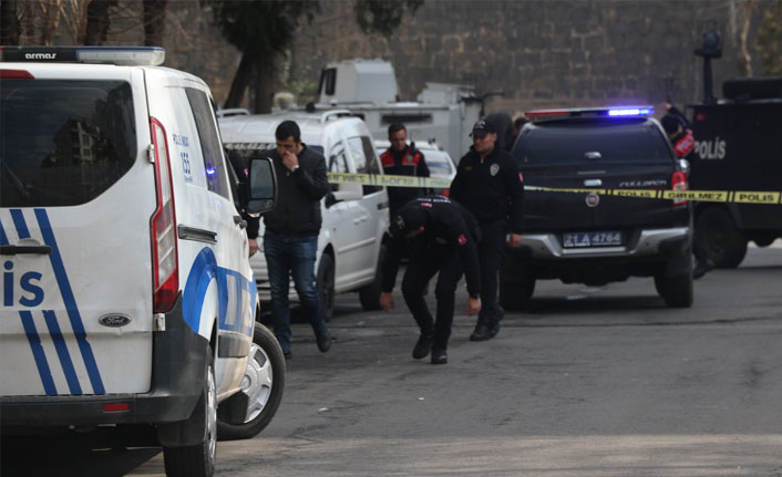 Diyarbakır’da silahlı kavga: 2 yaralı