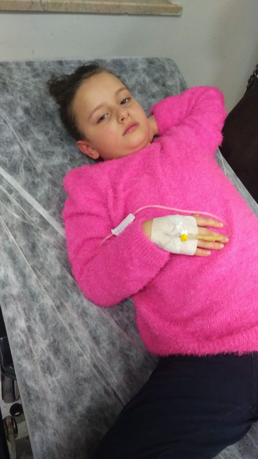 Artvin'de köyünde fenalaşan çocuk, Gürcistan üzerinden hastaneye kaldırıldı