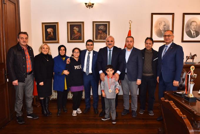 Başkan Zorluoğlu Satranç Türkiye 2.’sini ağırladı