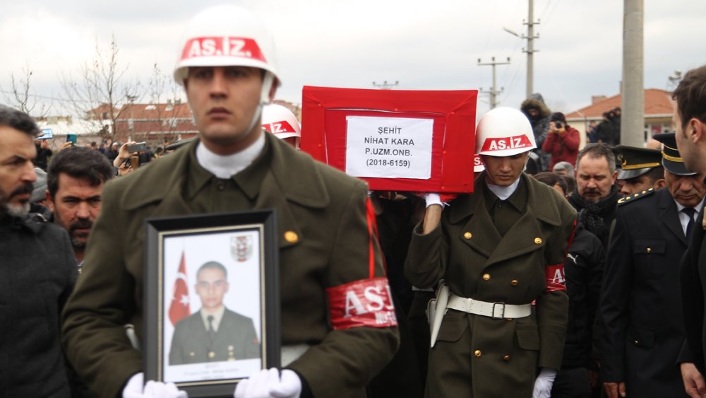 İdlib şehitleri son yolculuklarına uğurlandı