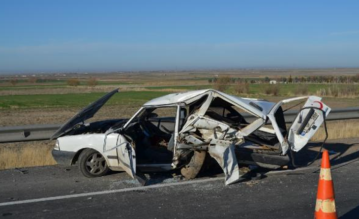 Aksaray’da feci kaza! 5 kişi yaralandı