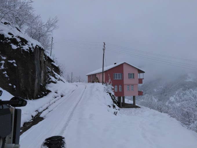 Trabzon'da karla mücadele! Tüm yollar açıldı