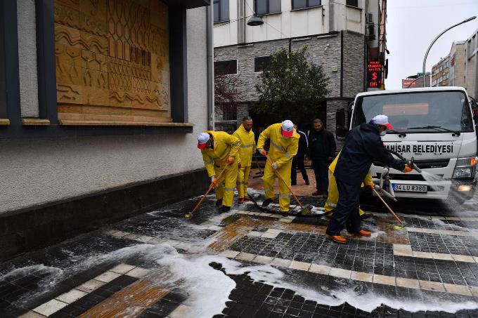 Trabzon'da cadde ve sokaklarda virüs temizliği!