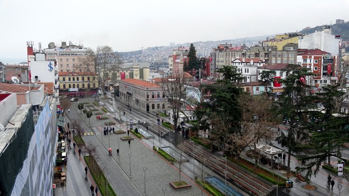 Trabzon meydanında koronavirüs sessizliği