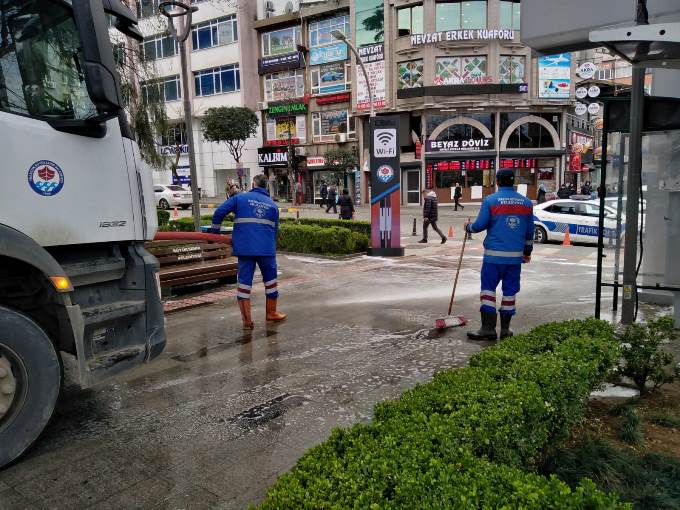 Trabzon'da temizlik çalışmaları sürüyor