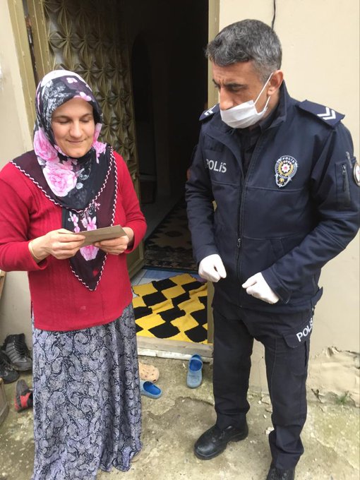 Trabzon'da sosyal yardımlar evlere gidiyor