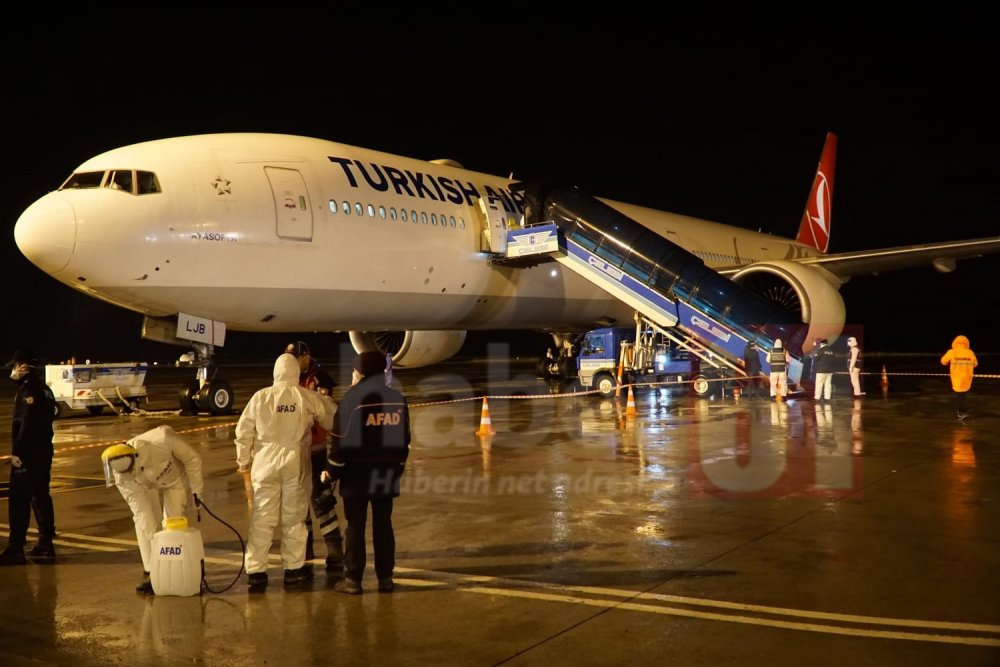 Almanya'dan Trabzon'a uçakla geldiler karantinaya alındılar