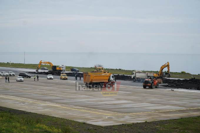 Trabzon Havalimanı'nda onarım çalışmaları başladı