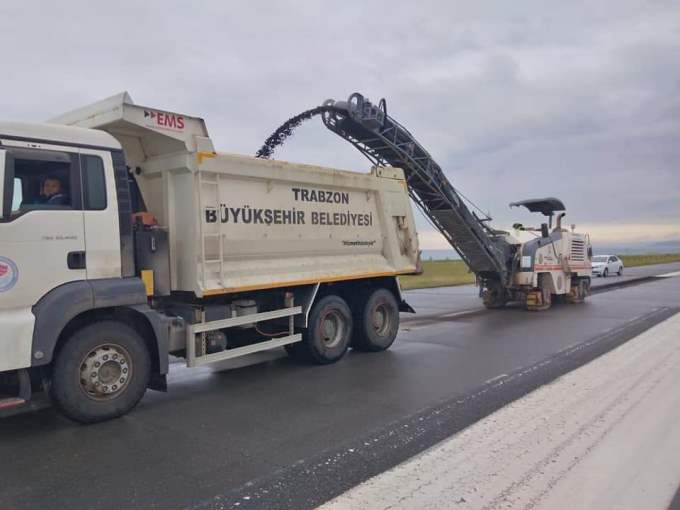 Trabzon Havalimanı pistinin asfaltı yeniden kullanılacak