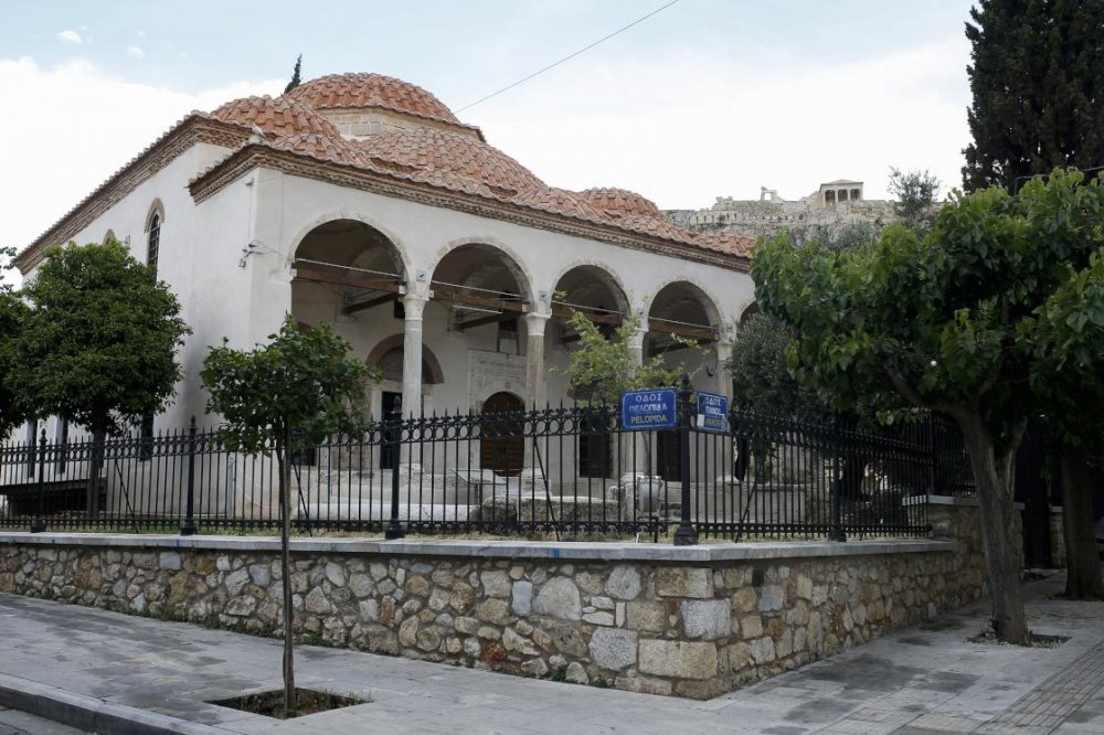 Yunanistan'da yok olan Türk-İslam eserleri