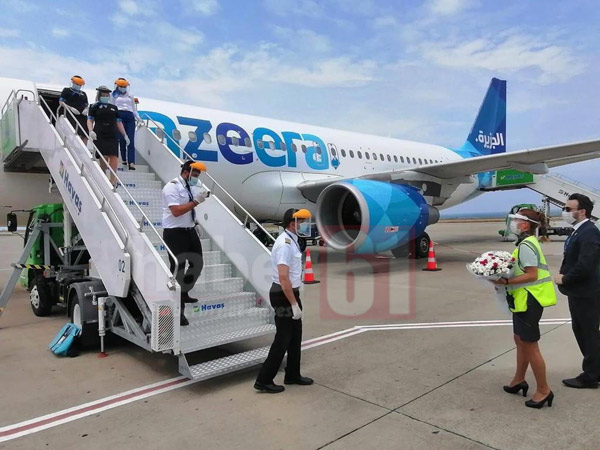 Trabzon’a ilk uçuş yapıldı! Su kemeri ile karşılandı