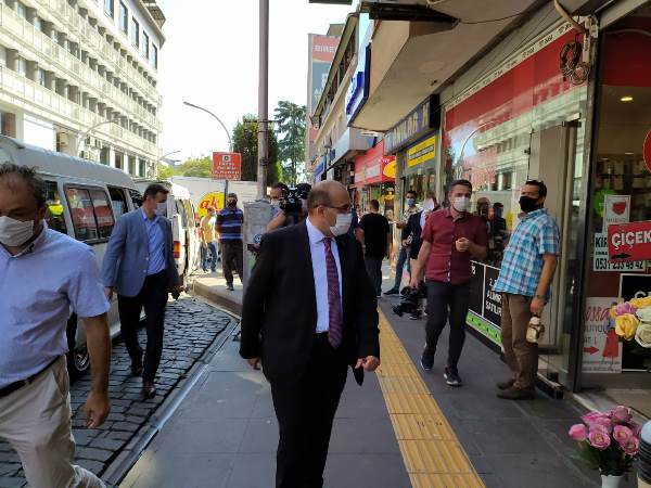 Trabzon'da koronavirüs denetimi! Vali Ustaoğlu tek tek uyardı