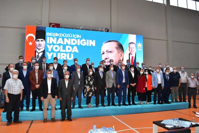 AK Parti Beşikdüzü'nde Ahmet Gören göreve devam ediyor