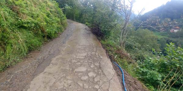 Trabzon'da Büyükşehir'den yol çalışmaları