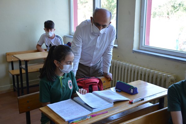 Trabzon Milli Eğitim Müdürü Aktaş'tan yüz yüze ziyaret