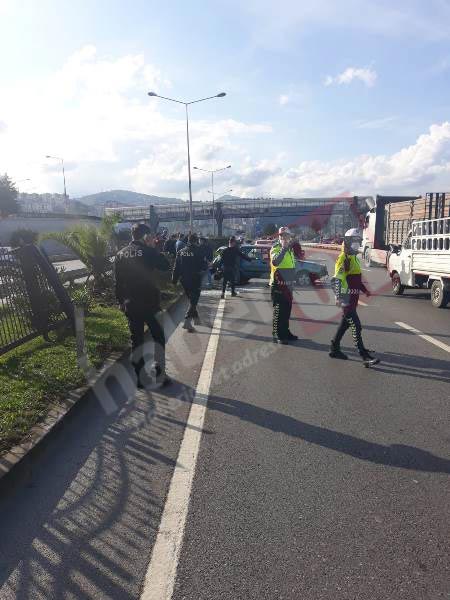 Trabzon’da zincirleme kaza! 2 yaralı