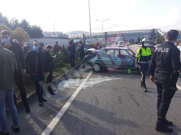 Trabzon’da zincirleme kaza! 2 yaralı