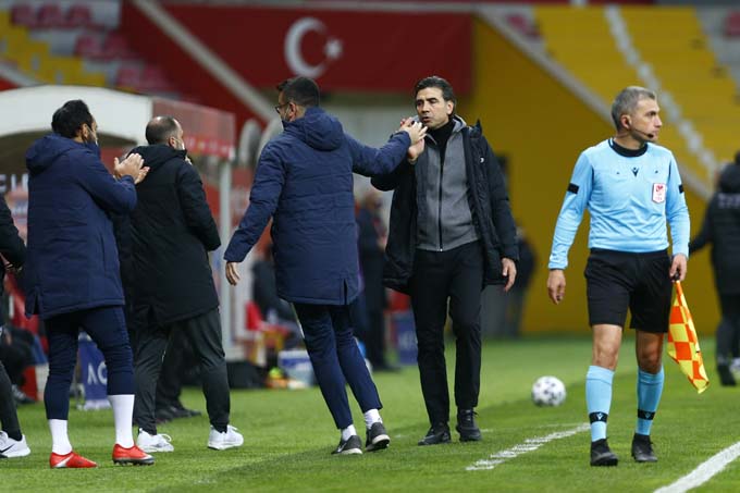 Hekimoğlu Trabzon'dan büyük zafer! Süper Lig ekibini elediler
