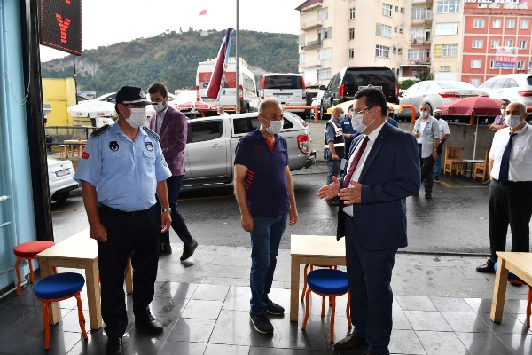Başkan Genç Trabzon'da yoğun bakım doluluk oranını açıklayarak uyardı