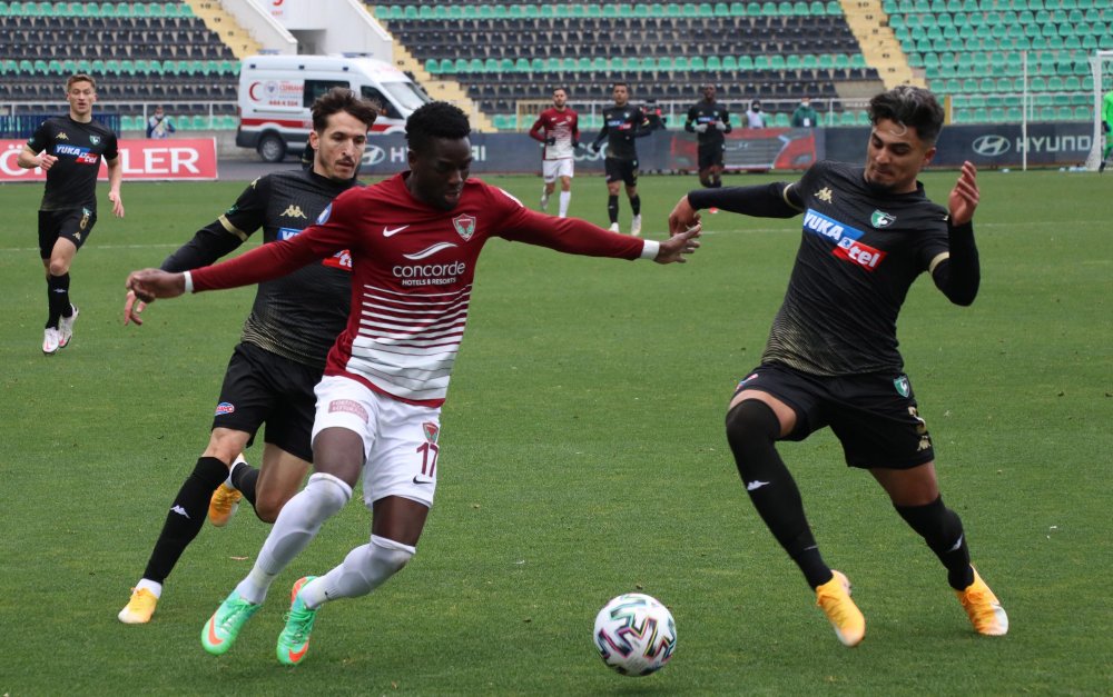 Denizlispor Hatayspor'a mağlup oldu