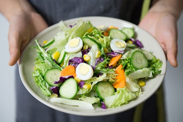 İsveç Diyeti Salatası Nasıl Yapılır?