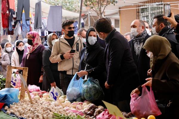 İmamoğlu: “Birinci sıraya yoksullukla mücadeleyi koyuyoruz”